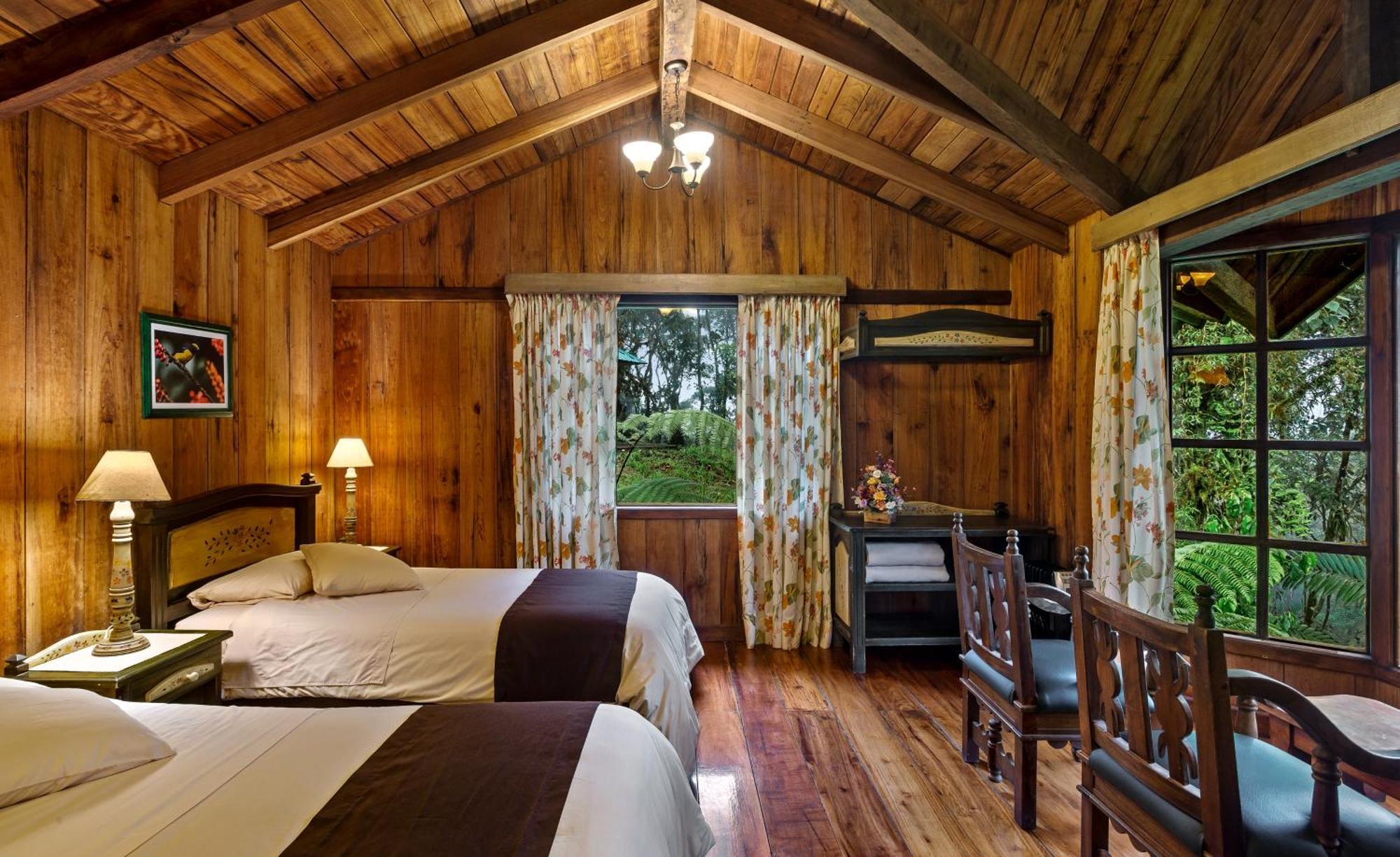 Sachatamia Lodge Mindo Exterior photo