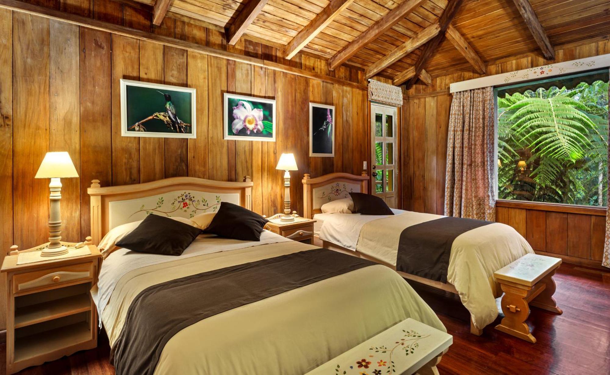 Sachatamia Lodge Mindo Exterior photo